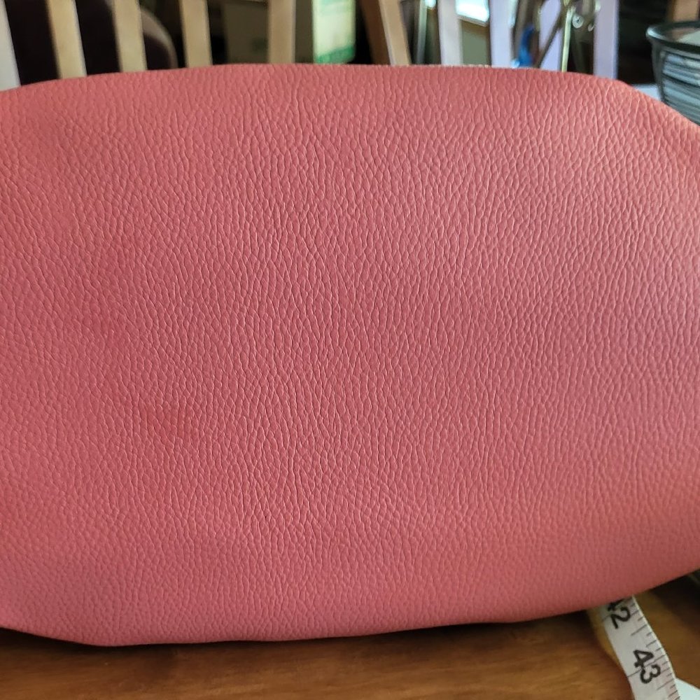 Anne Klein Curved Tote Bag - Picture 7 of 9